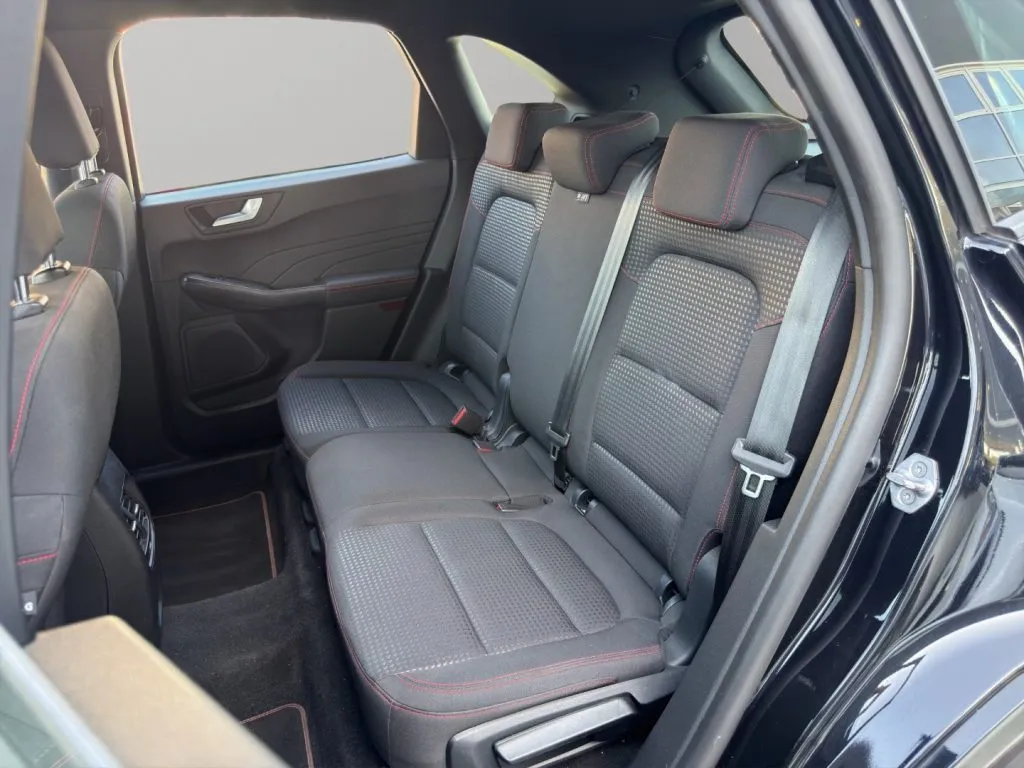 Ford 2.0 120CV 2WD ST-Line Auto 2023 — foto 8
