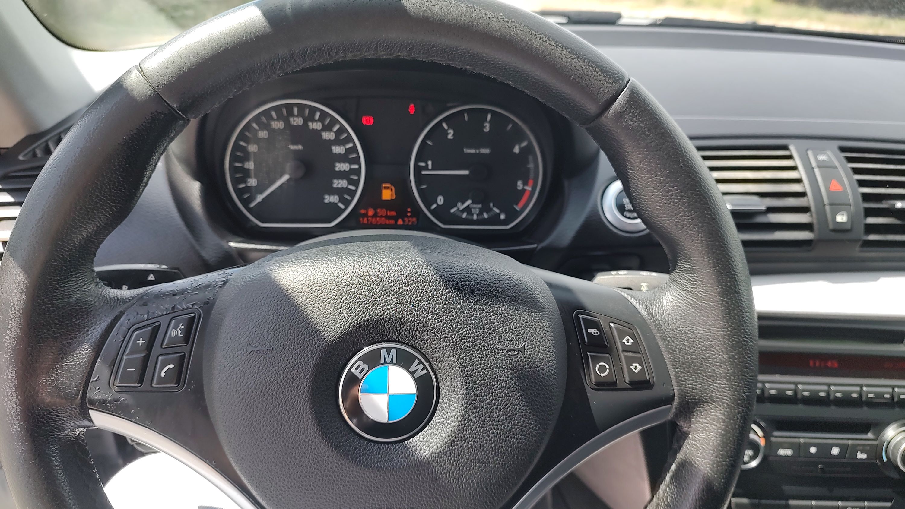BMW 118d 5p 2.0 Futura 143cv dpf 2010 — foto 9