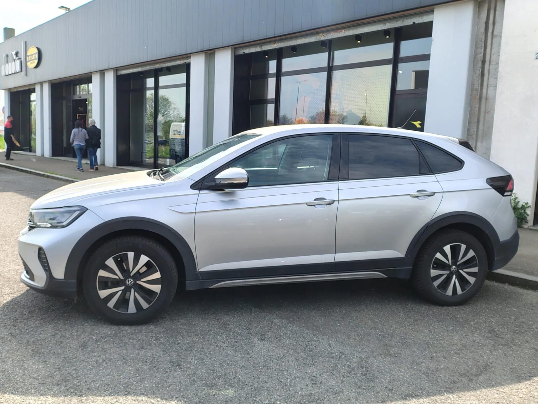 Volkswagen Taigo 1.0 tsi Life 95cv 2023 — foto 7