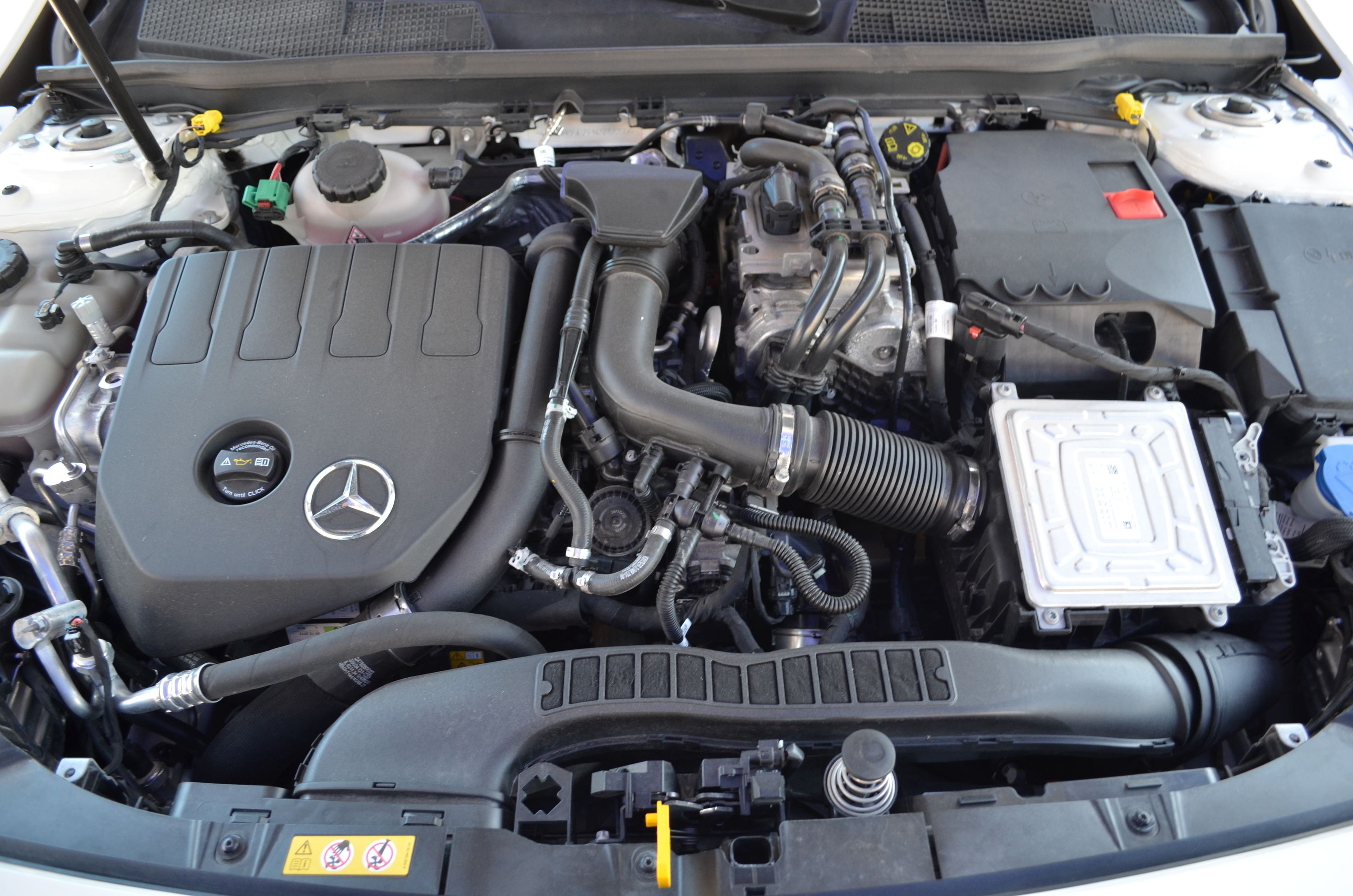 Mercedes CLA SW 250 e phev (eq-power) 224cv Sport auto 2023 — foto 15