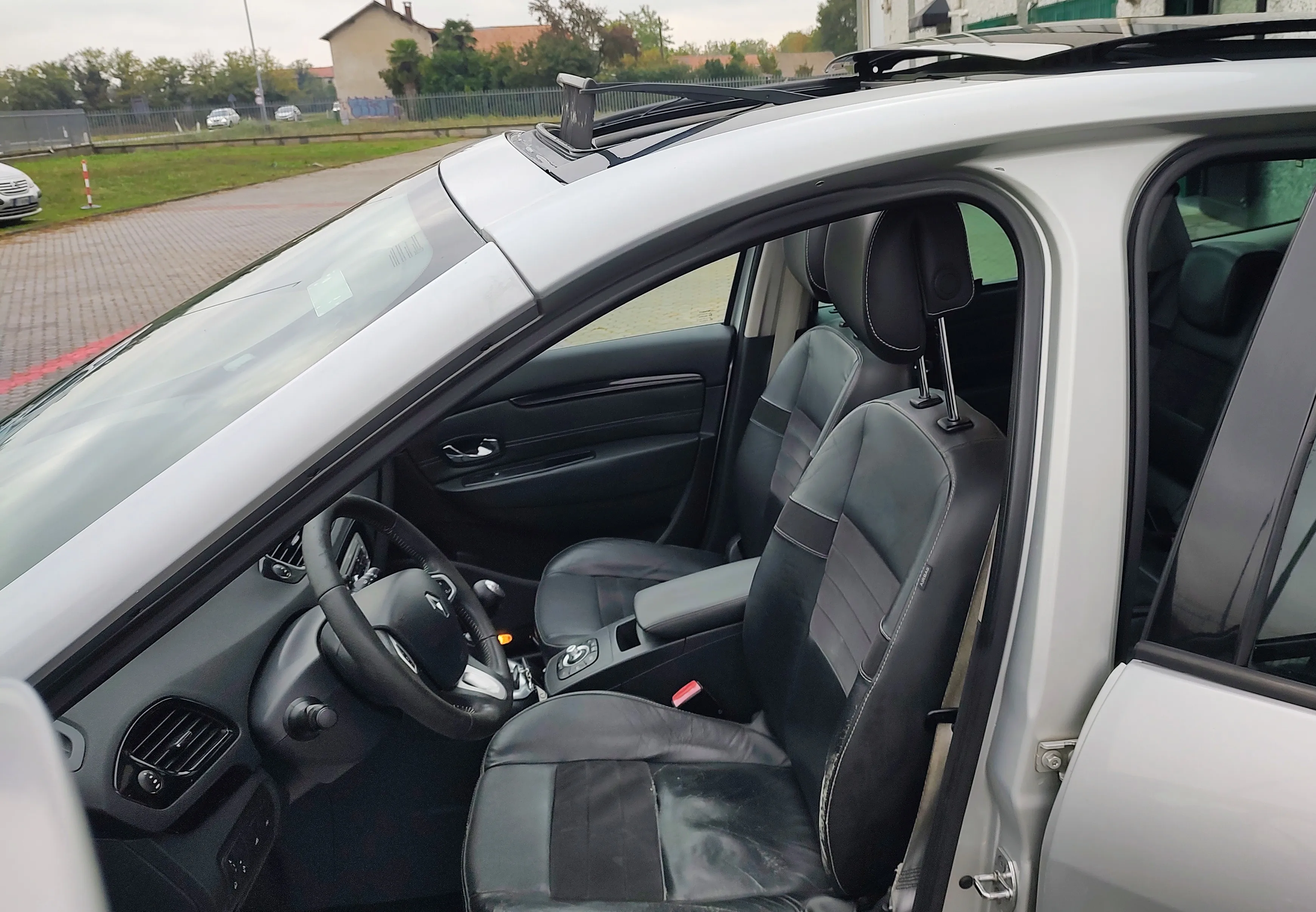 Renault Scenic 1.6 dci (energy) Bose s&s 130cv 2012 — foto 13