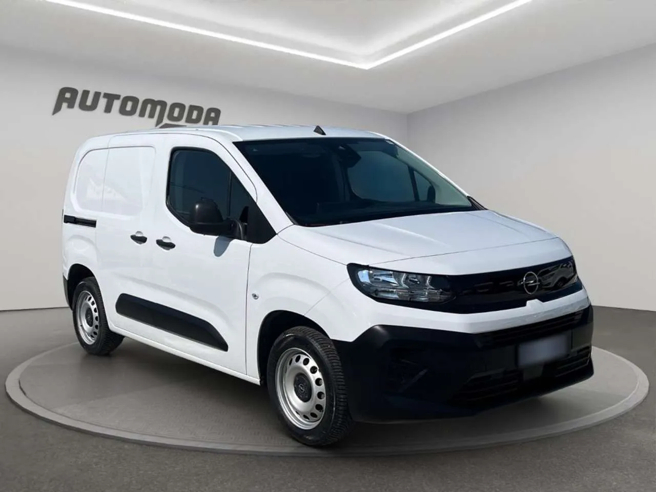 OPEL Combo 1.5 130CV DIESEL ALLESTITO 2025 — foto 3