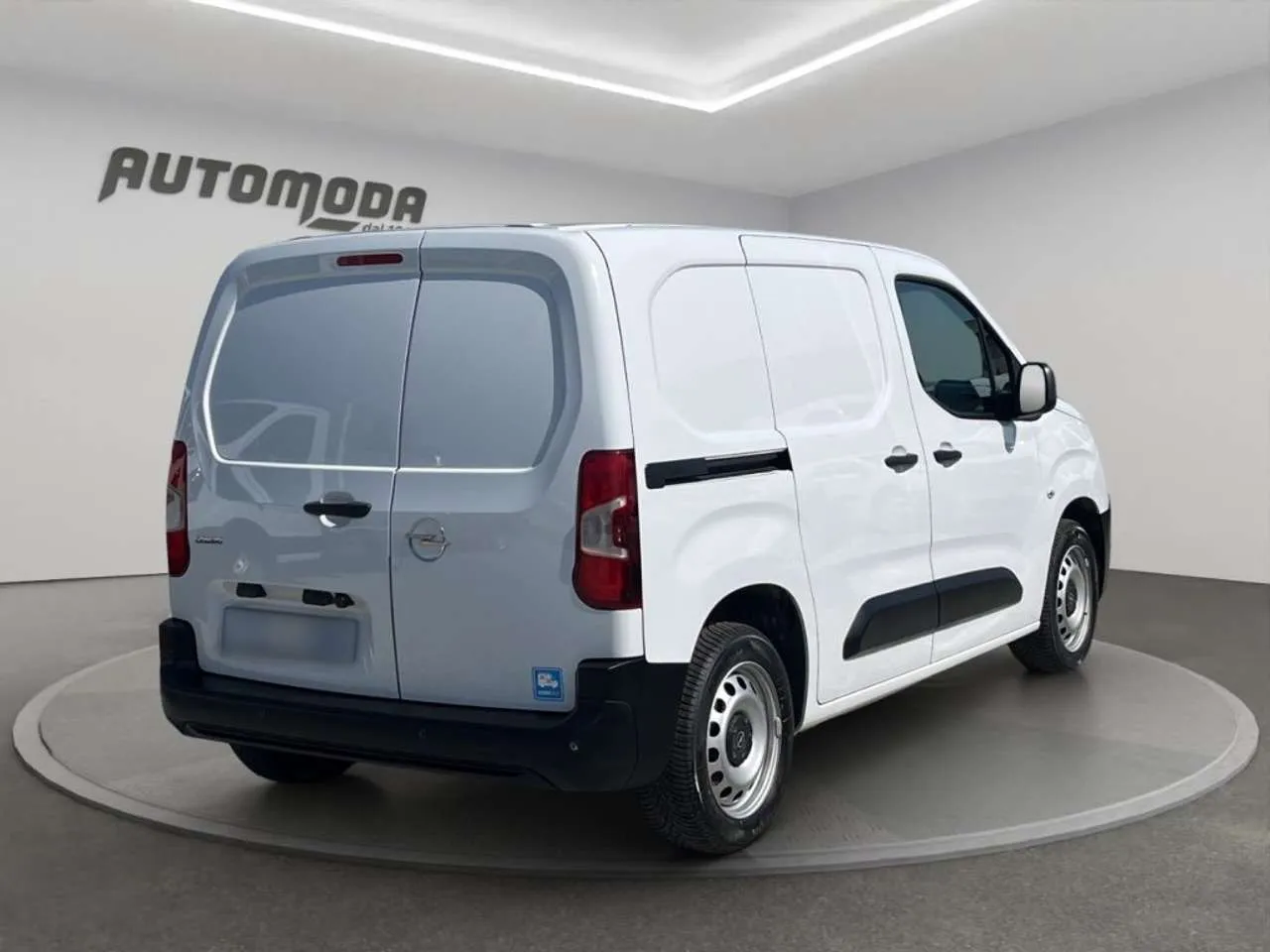 OPEL Combo 1.5 130CV DIESEL ALLESTITO 2025 — foto 4