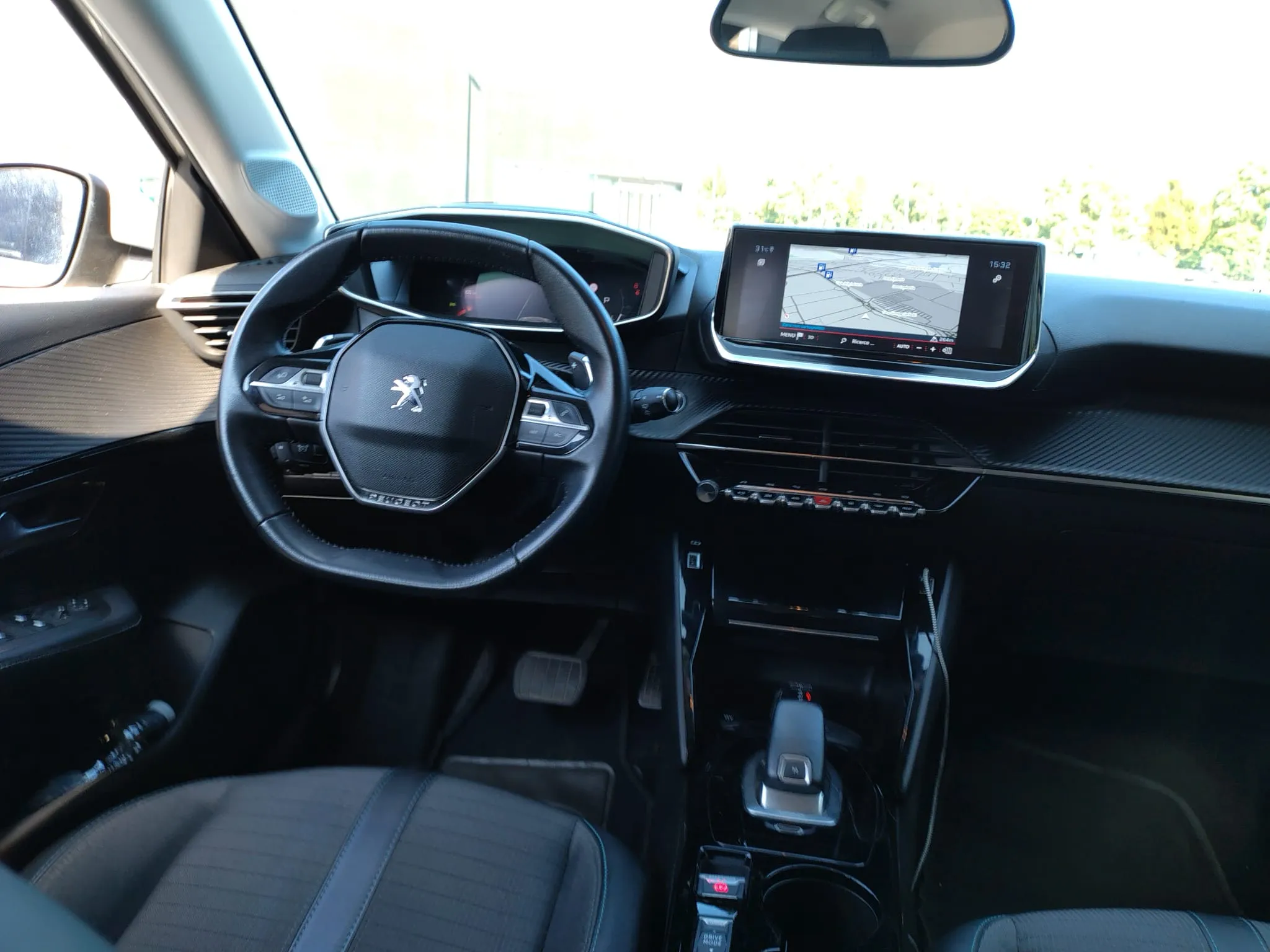 Peugeot 208 1.2 puretech Allure s&s 100cv eat8 my20 2020 — foto 12