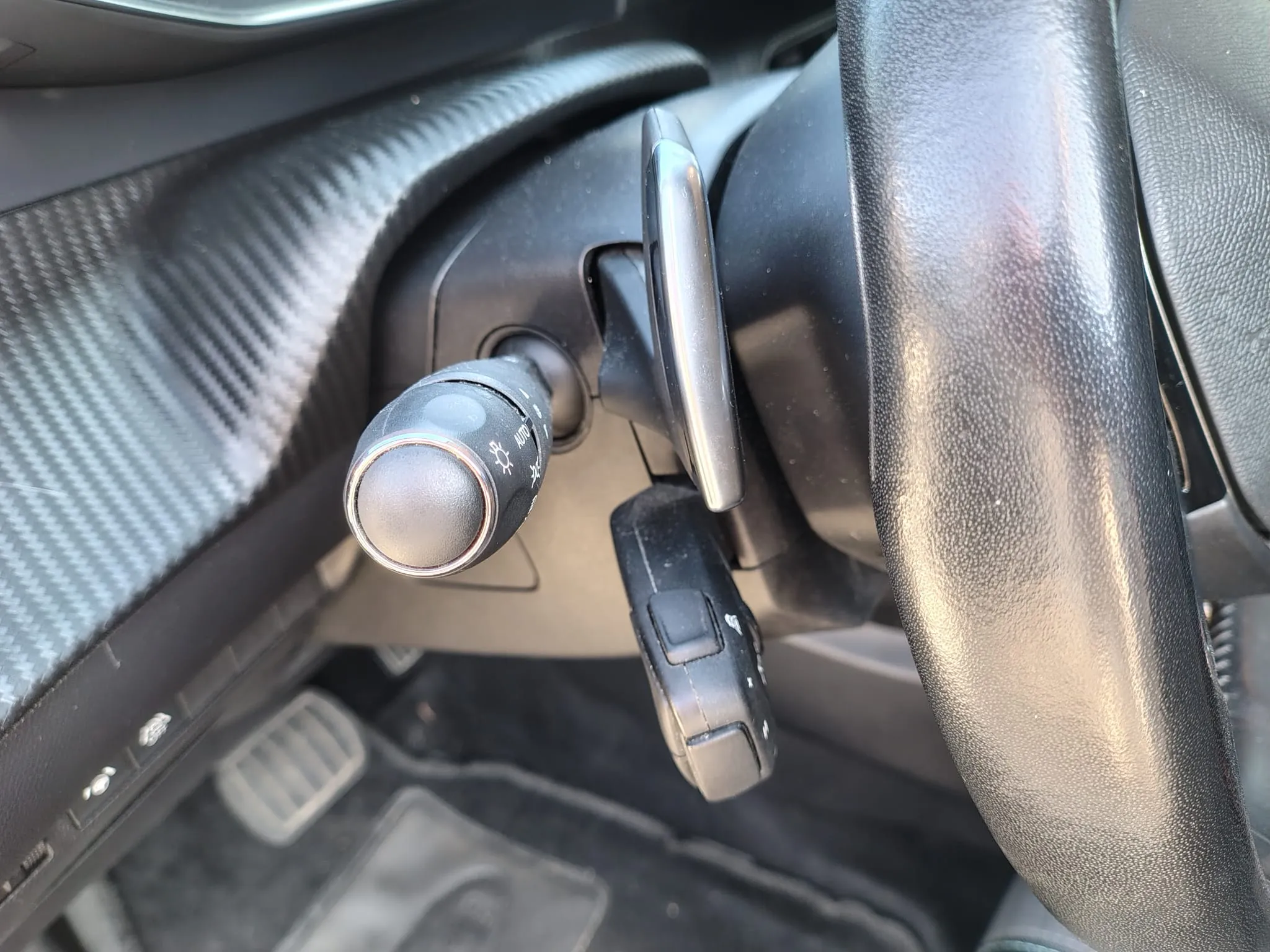 Peugeot 208 1.2 puretech Allure s&s 100cv eat8 my20 2020 — foto 13