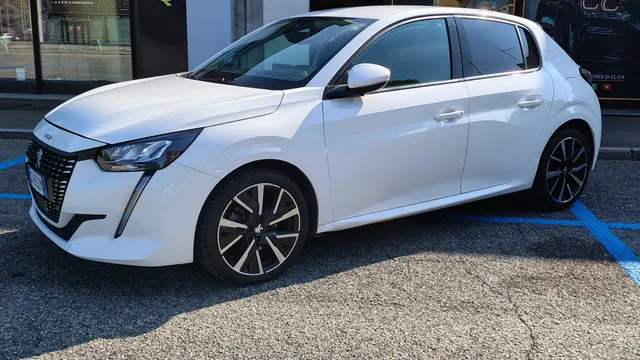 Peugeot 208 1.2 puretech Allure s&s 100cv eat8 my20