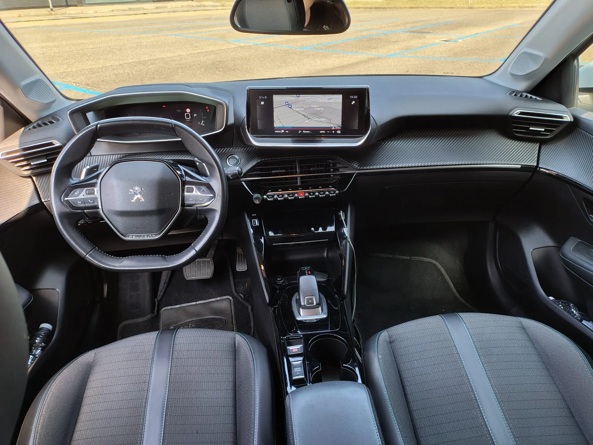 Peugeot 208 1.2 puretech Allure s&s 100cv eat8 my20 2020 — foto 15