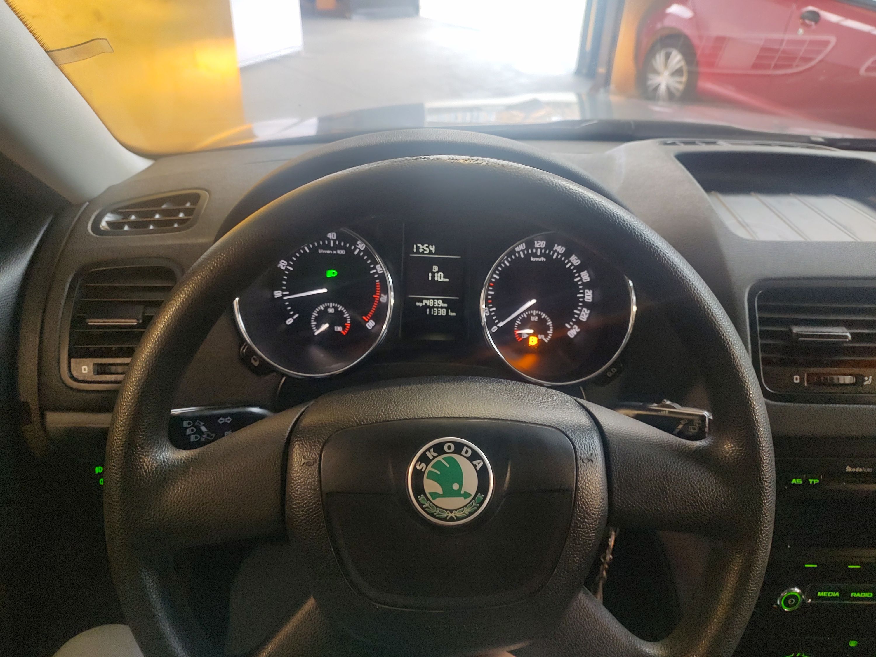 Skoda Yeti 1.2 tsi Ambition (adventure) 2011 — foto 15