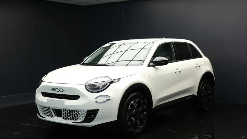 Fiat 600 1.2 hybrid La Prima II 145cv auto 2025