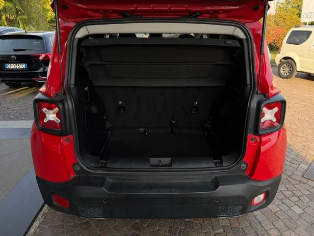 Jeep Renegade 1.5 turbo t4 mhev Limited 2wd 130cv dct 2023 — foto 7