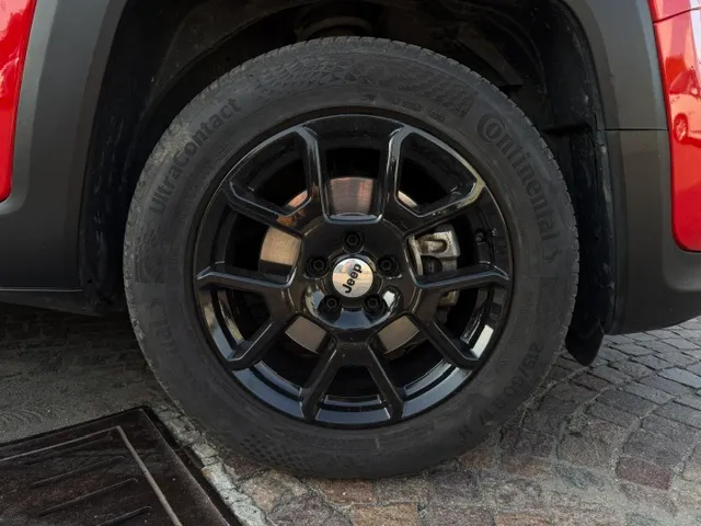Jeep Renegade 1.5 turbo t4 mhev Limited 2wd 130cv dct 2023 — foto 8