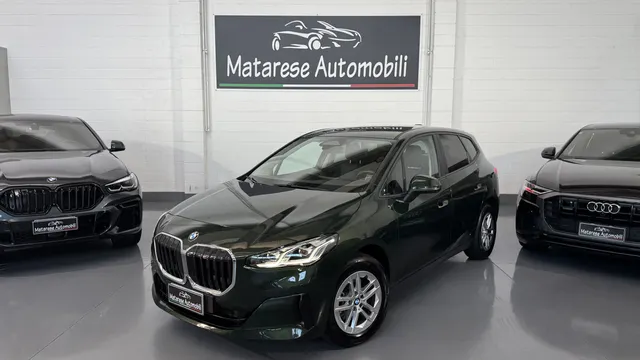 BMW 218d Active Tourer 2.0cc 150cv auto CarPlay IVA Esposta