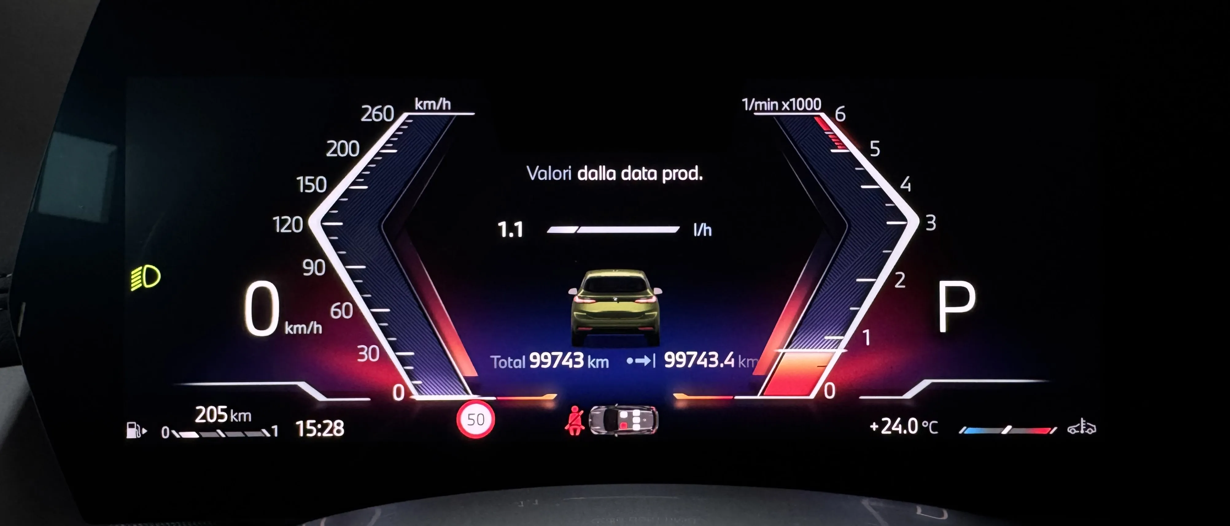 BMW 218d Active Tourer 2.0cc 150cv auto CarPlay IVA Esposta 2023 — foto 17