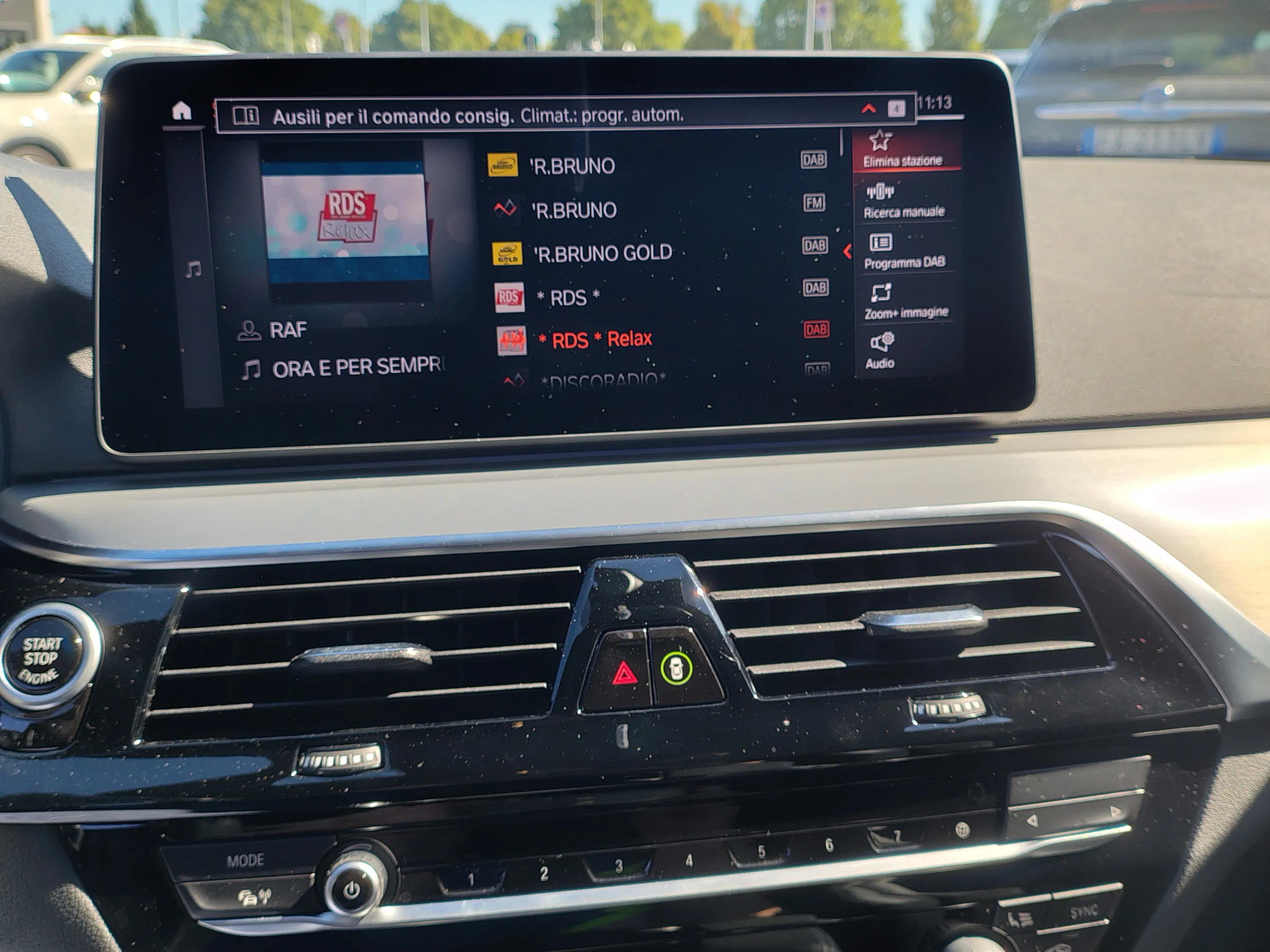 BMW 520d Touring mhev 48V Msport auto 2021 — foto 11