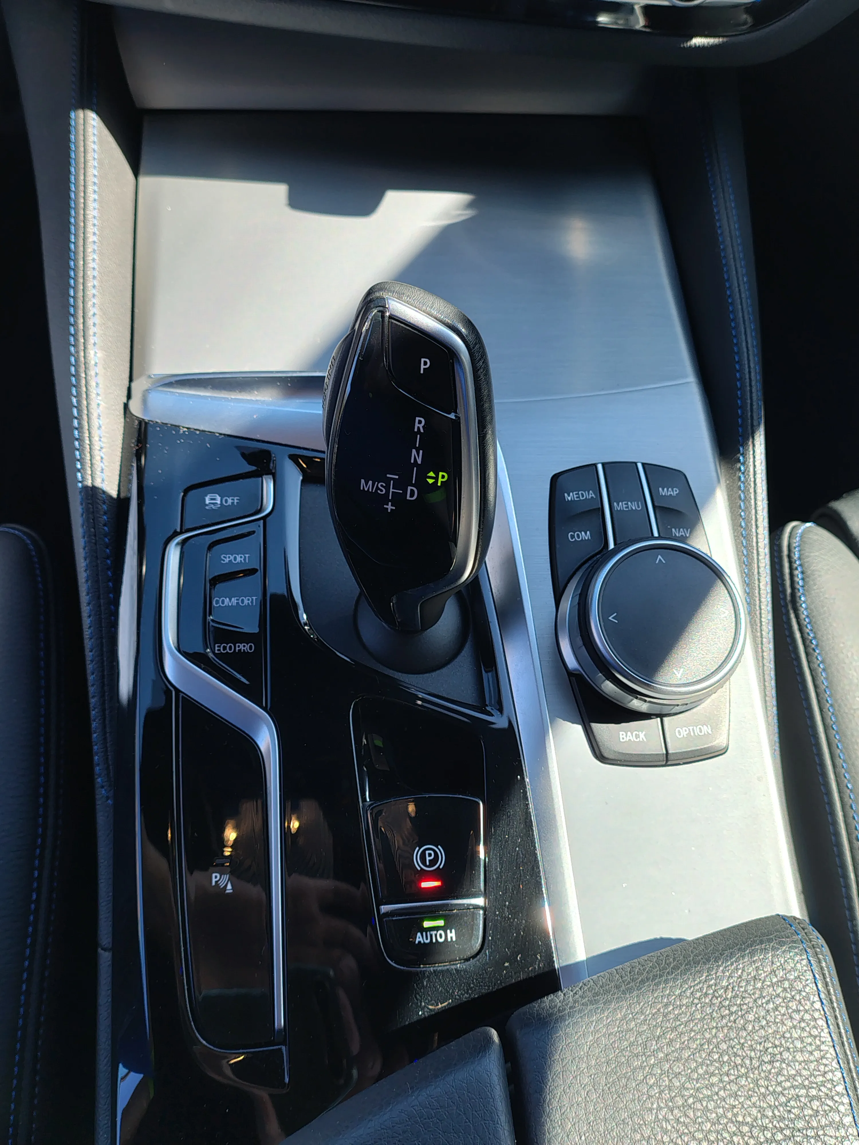 BMW 520d Touring mhev 48V Msport auto 2021 — foto 12