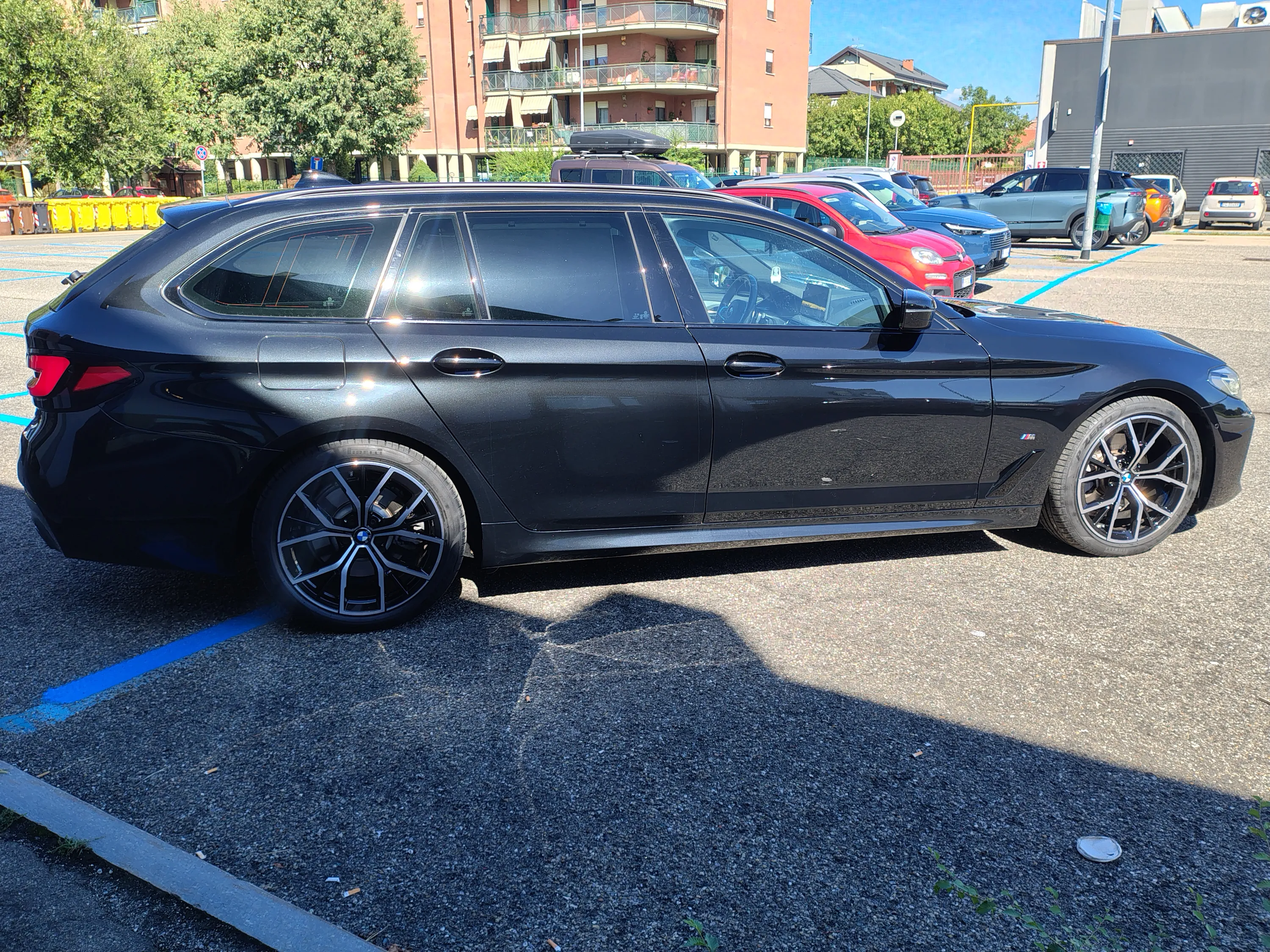 BMW 520d Touring mhev 48V Msport auto 2021 — foto 4
