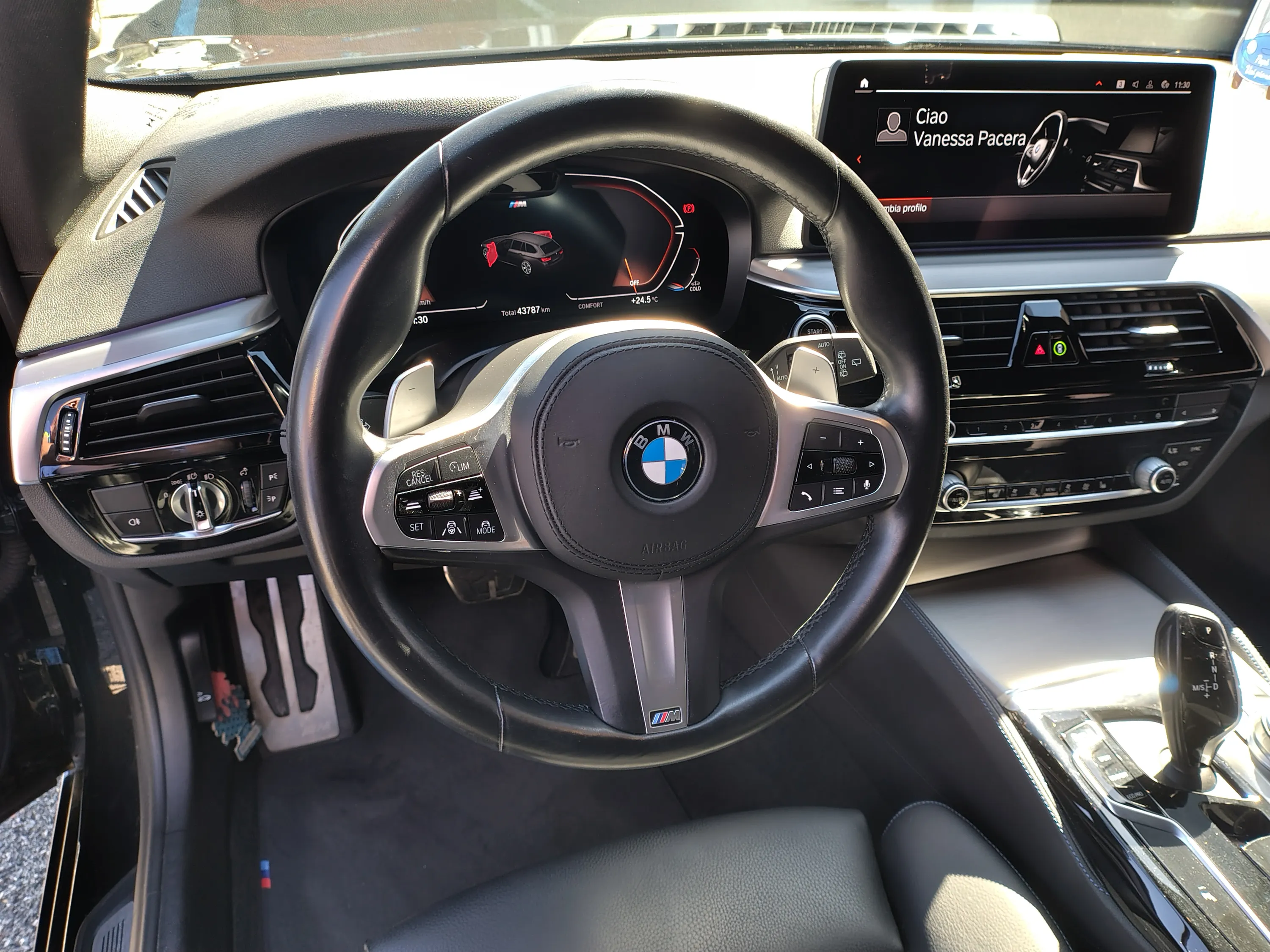 BMW 520d Touring mhev 48V Msport auto 2021 — foto 32
