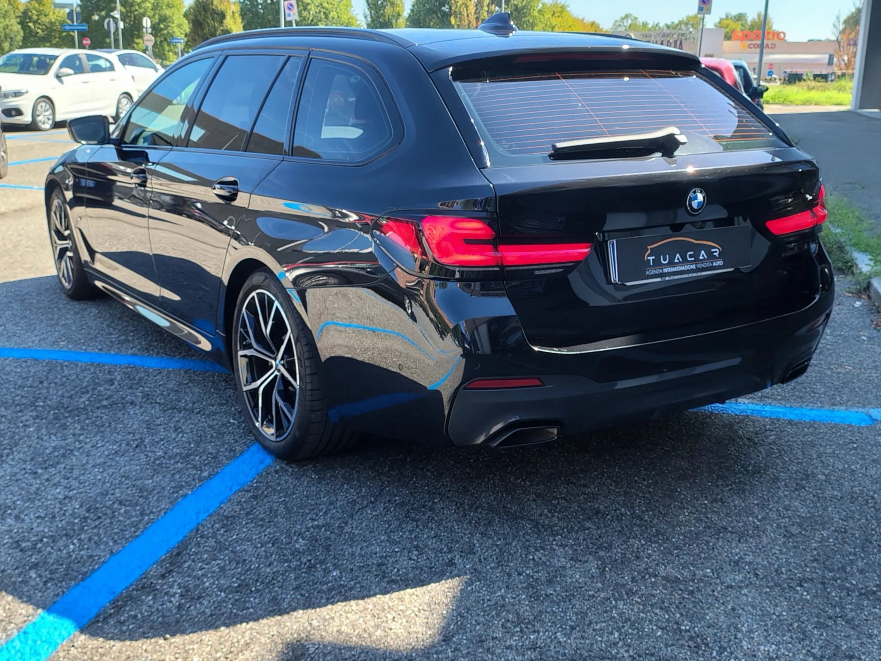 BMW 520d Touring mhev 48V Msport auto 2021 — foto 7