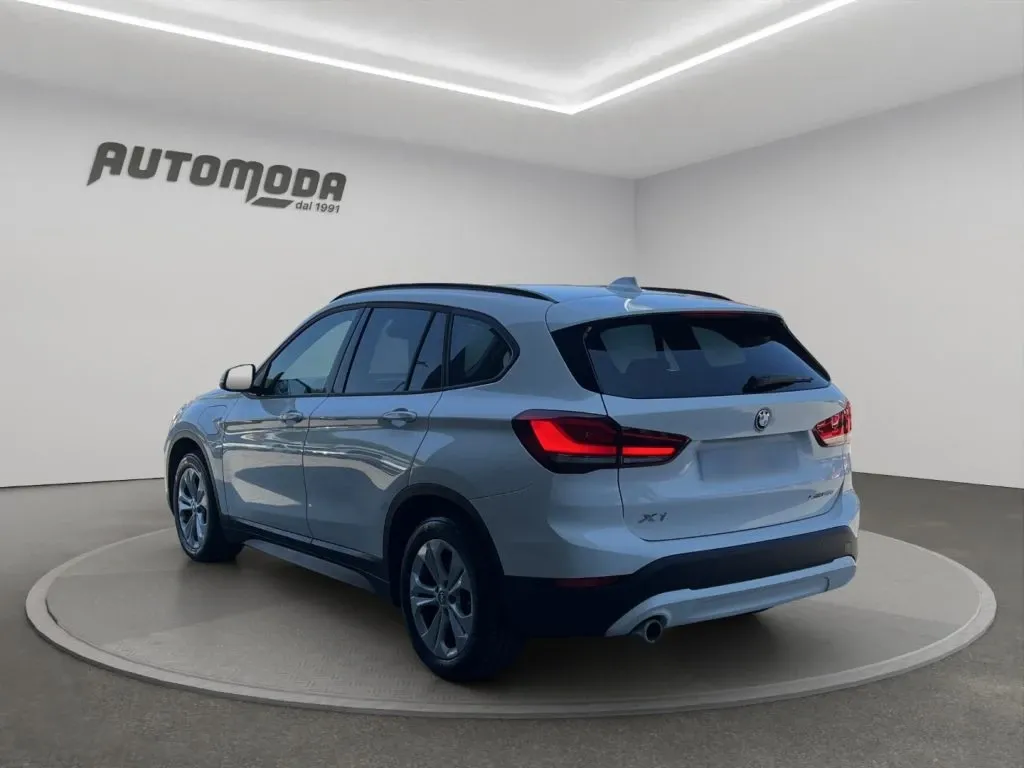 BMW X1 xdrive25e Business Advantage auto 2022 — foto 6