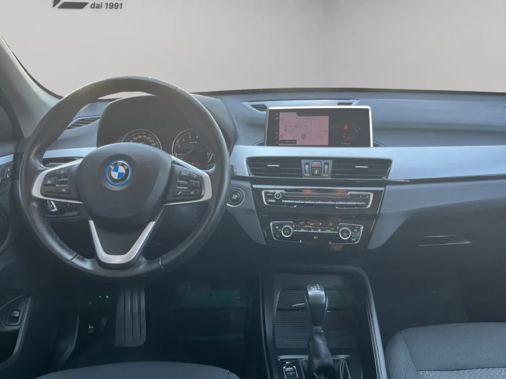 BMW X1 xdrive25e Business Advantage auto 2022 — foto 11