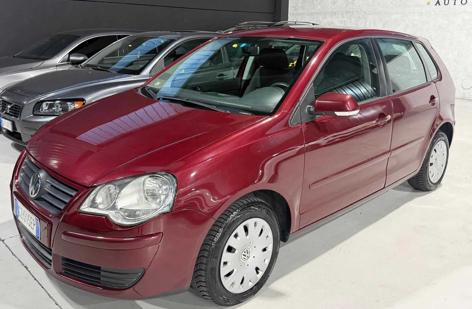 Volkswagen Benzina Neopatentati 5 posti 2005 — foto 3