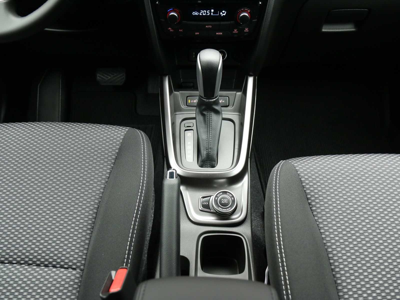 Suzuki Vitara 1.4h Cool+ 4wd allgrip 110cv at 2026 — foto 14