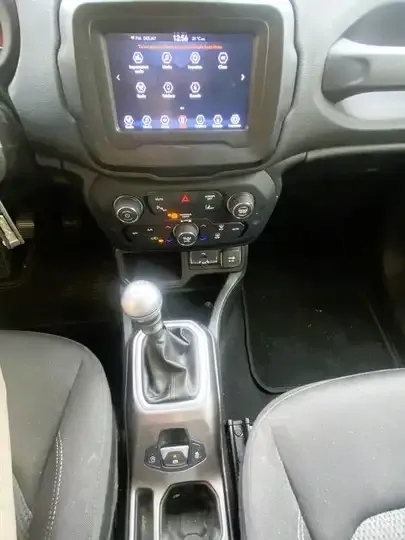 Jeep Renegade 1.0 t3 Longitude 2wd 2019 — foto 9