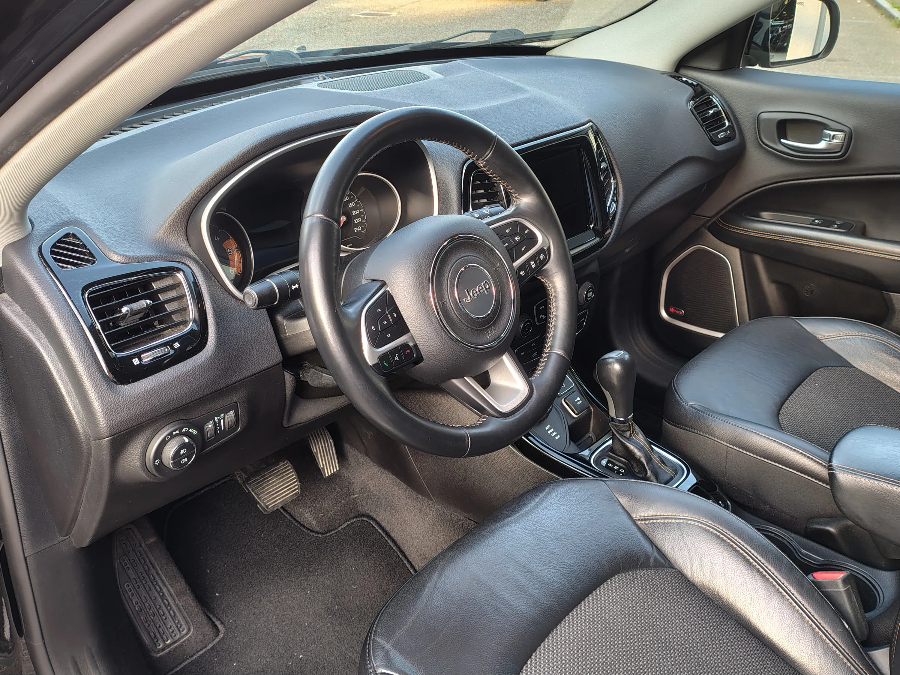Jeep Compass 2.0 mjt Opening Edition 4wd 140cv auto 2017 — foto 9