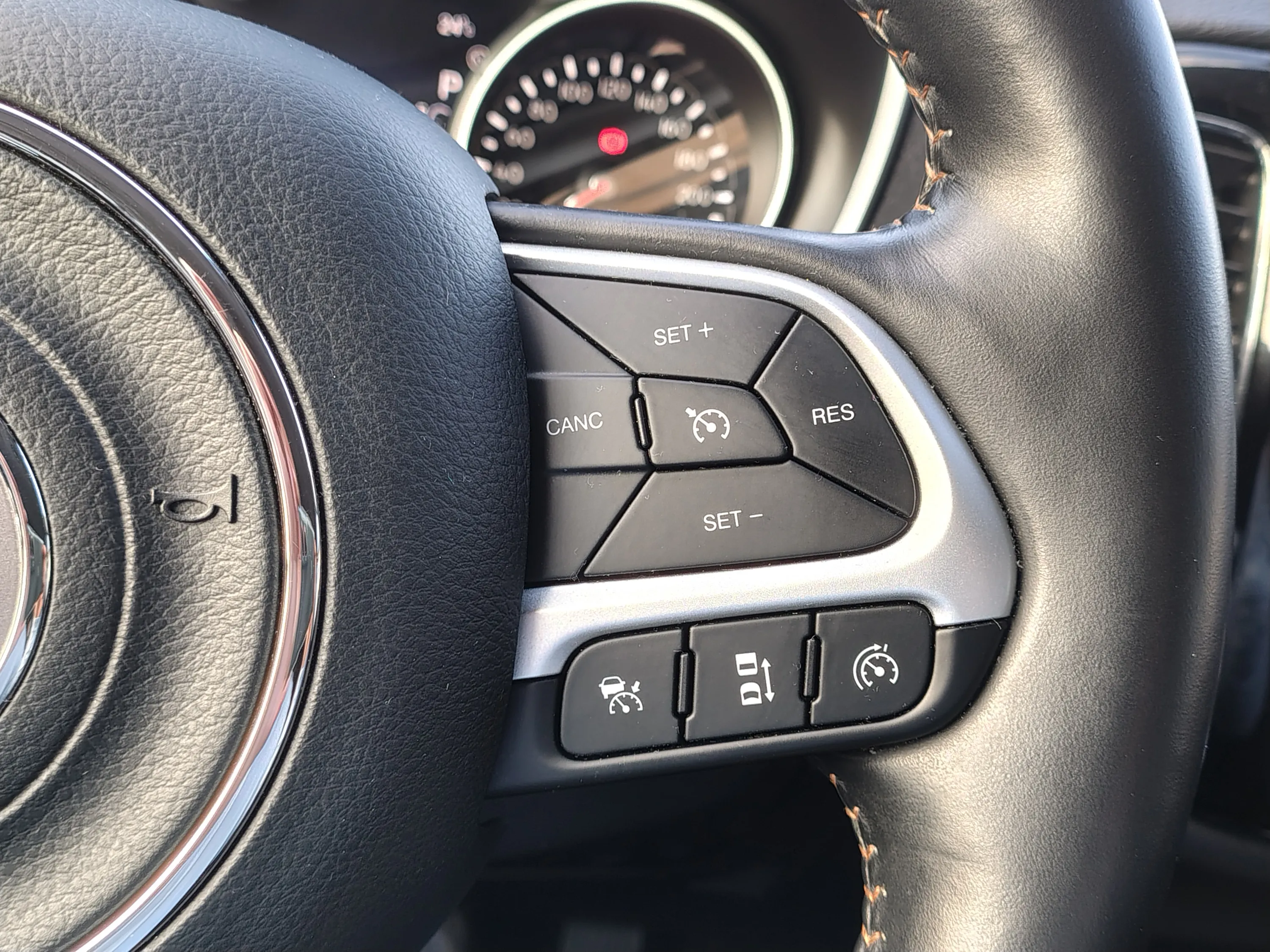 Jeep Compass 2.0 mjt Opening Edition 4wd 140cv auto 2017 — foto 14