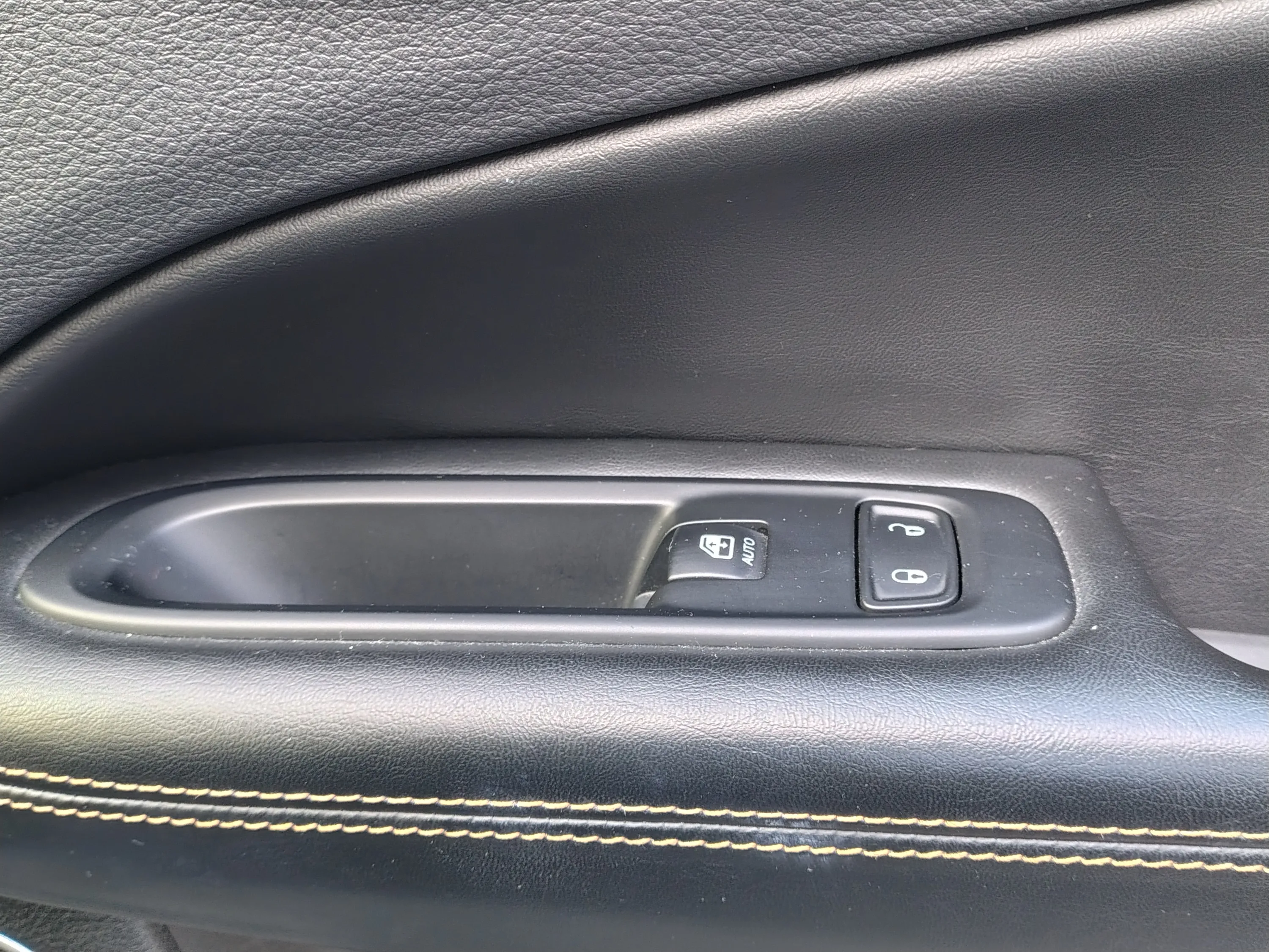 Jeep Compass 2.0 mjt Opening Edition 4wd 140cv auto 2017 — foto 25