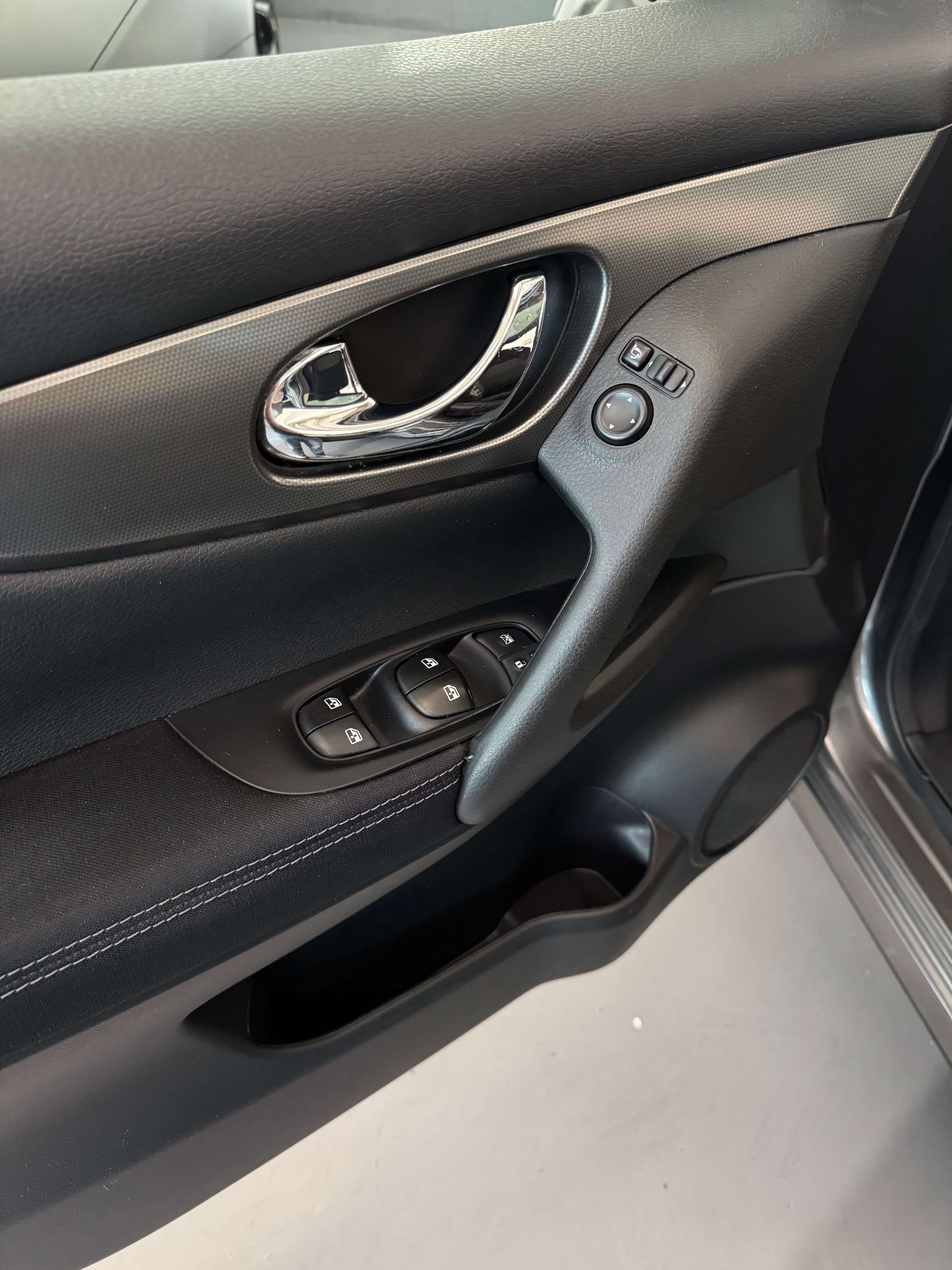 Nissan Qashqai 1.5cc 110cv dci Tetto panoramico OK Neopatentati 2018 — foto 9