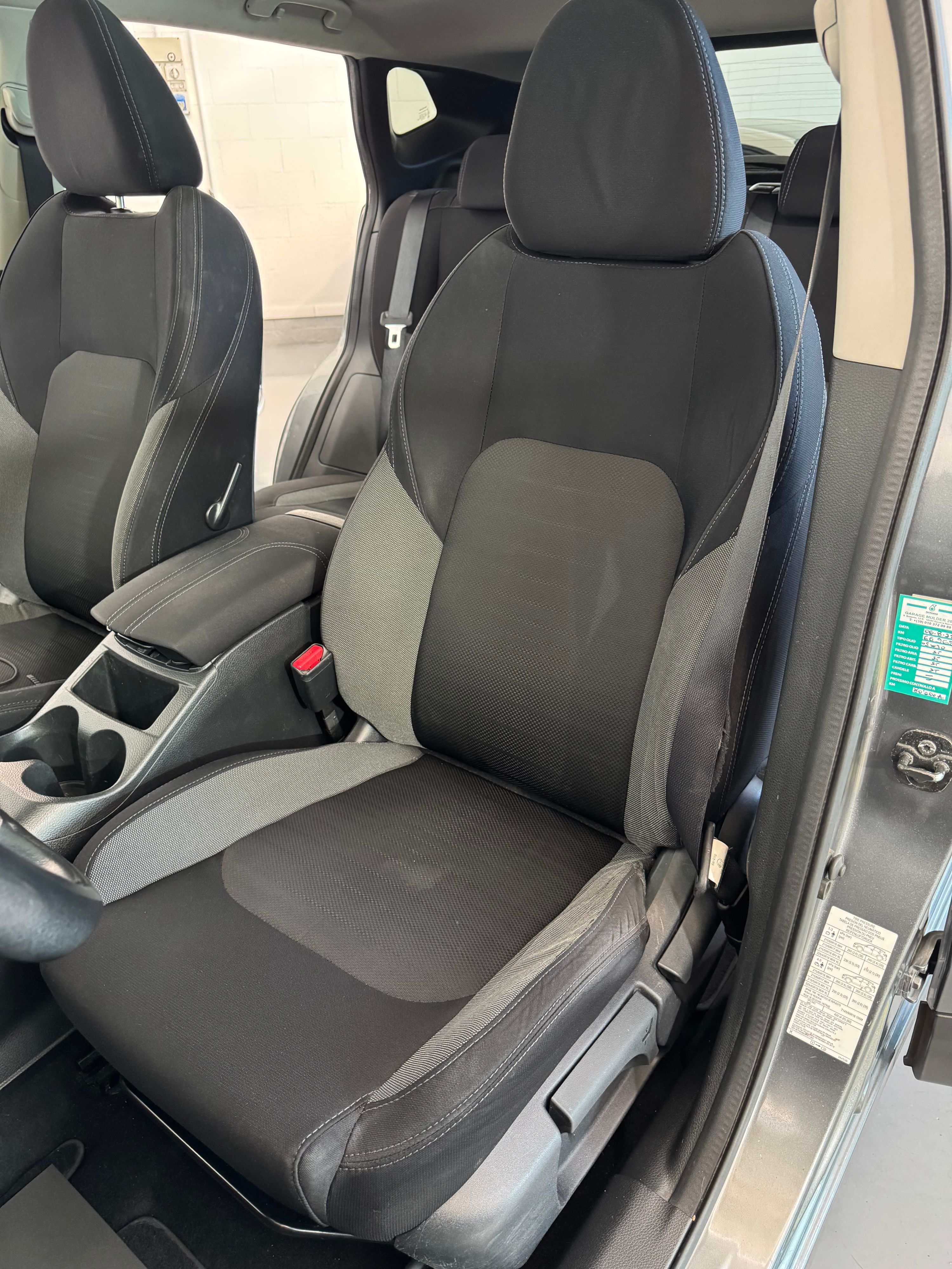 Nissan Qashqai 1.5cc 110cv dci Tetto panoramico OK Neopatentati 2018 — foto 10
