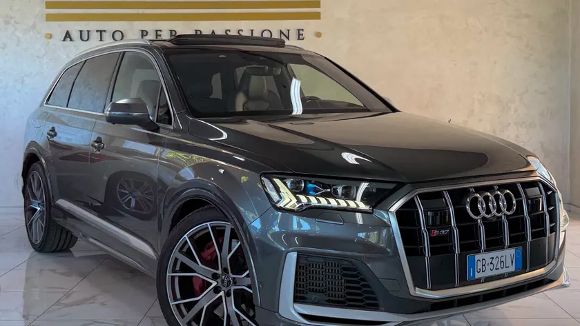Audi IVA ESPOSTA+GANCIO TRAINO+ 7 POSTI 2019