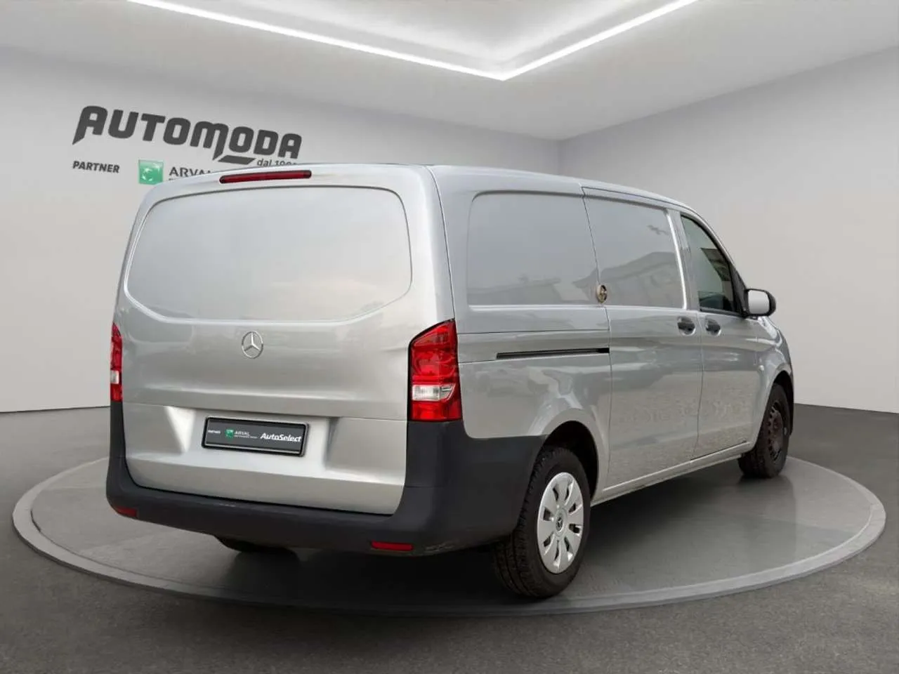 MERCEDES Vito 144CDI LONG 3 POSTI 2019 — foto 4