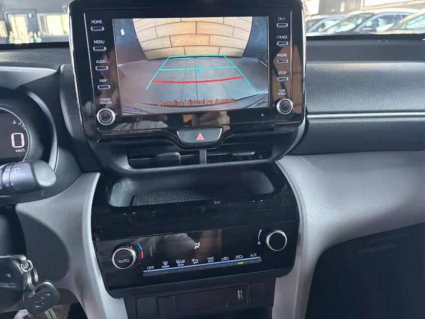 Toyota Yaris Cross 1.5hybrid  Active e-cvt 2022 — foto 17