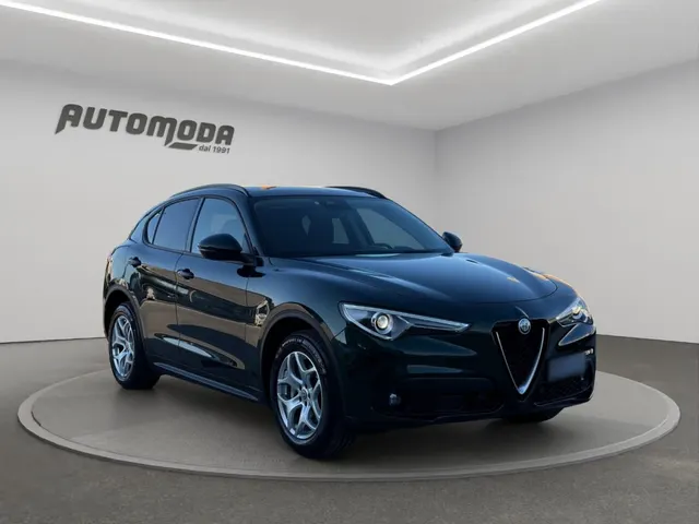 Alfa Romeo Stelvio 2.2 t Business Q4 190cv auto