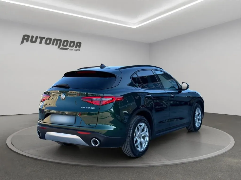 Alfa Romeo Stelvio 2.2 t Business Q4 190cv auto 2021 — foto 6