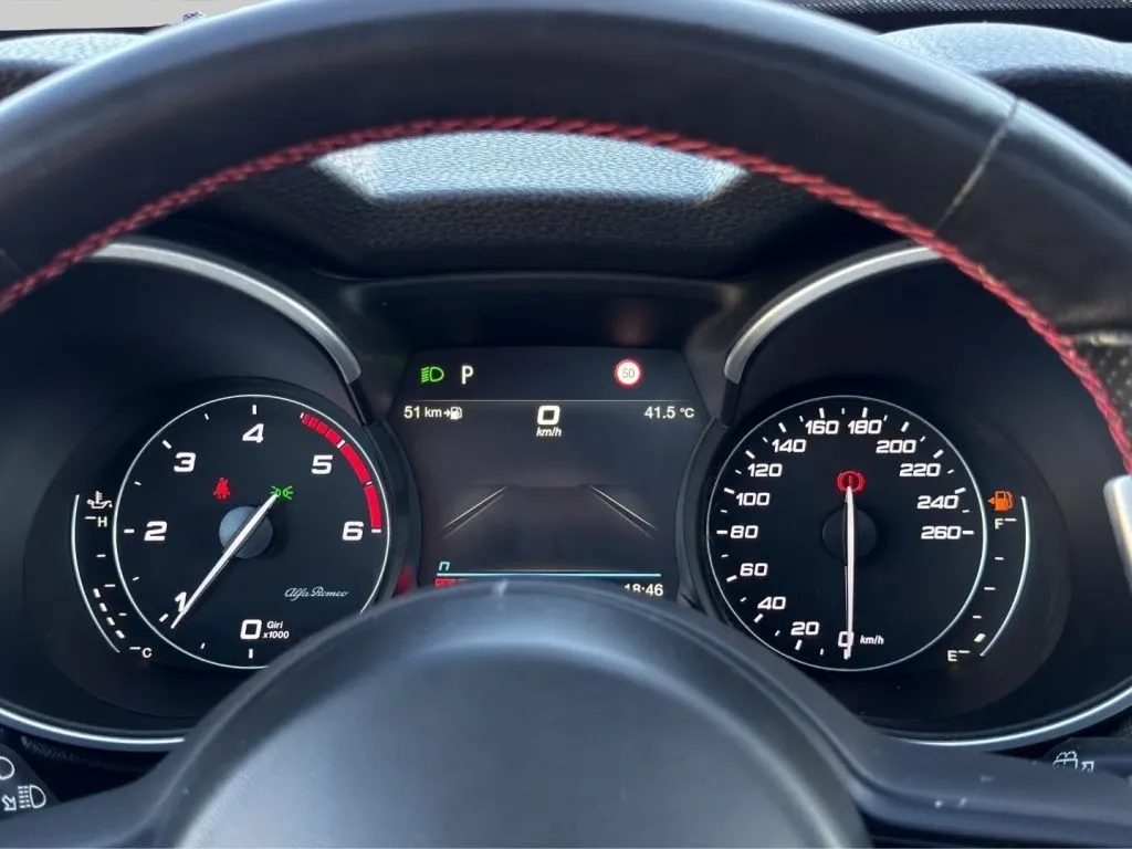 Alfa Romeo Stelvio 2.2 t Business Q4 190cv auto 2021 — foto 11