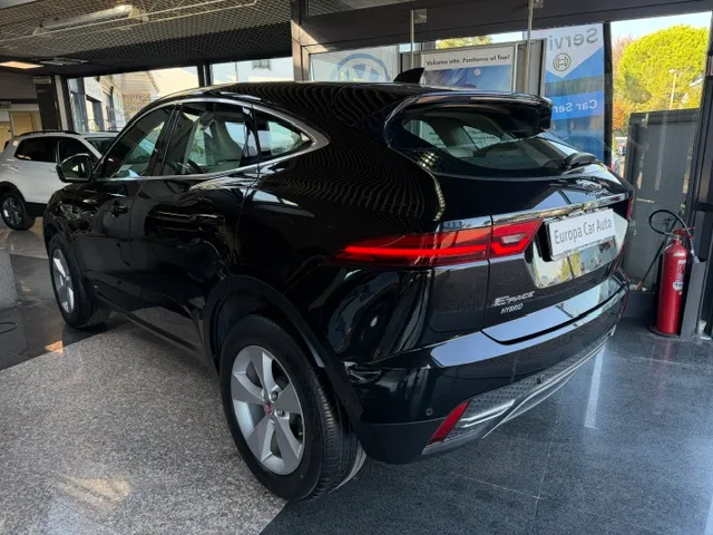 Jaguar E-Pace 2.0d i4 mhev S awd 163cv auto 2021 — foto 5