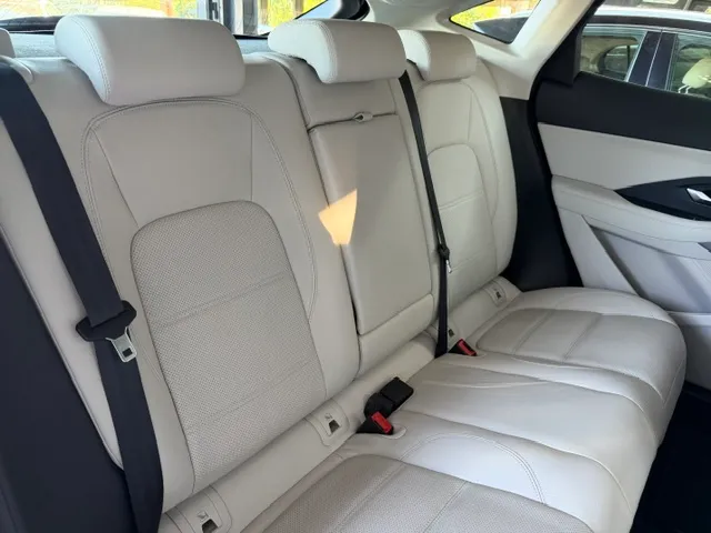Jaguar E-Pace 2.0d i4 mhev S awd 163cv auto 2021 — foto 9