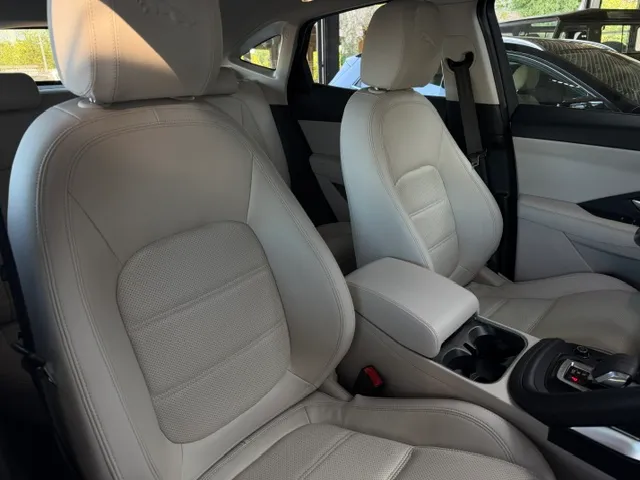 Jaguar E-Pace 2.0d i4 mhev S awd 163cv auto 2021 — foto 10