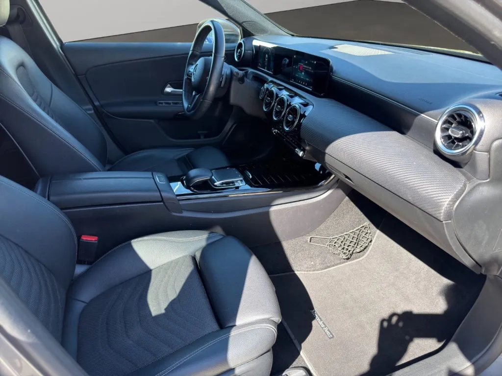 Mercedes A 180 d Business auto 2019 — foto 9