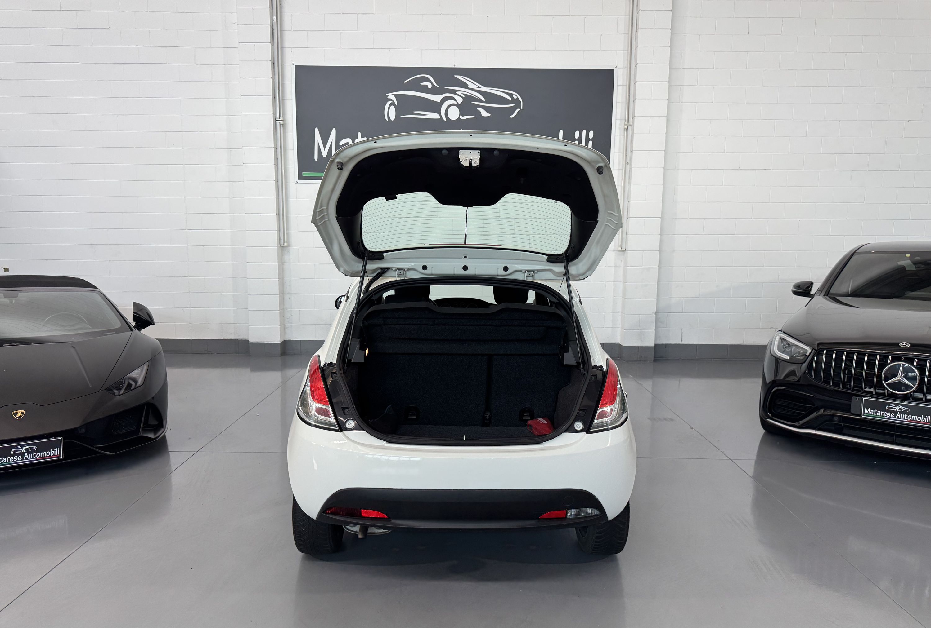 Lancia Ypsilon 1.2cc 69cv GPL OK Neopatentato Finanziabile 2014 — foto 6