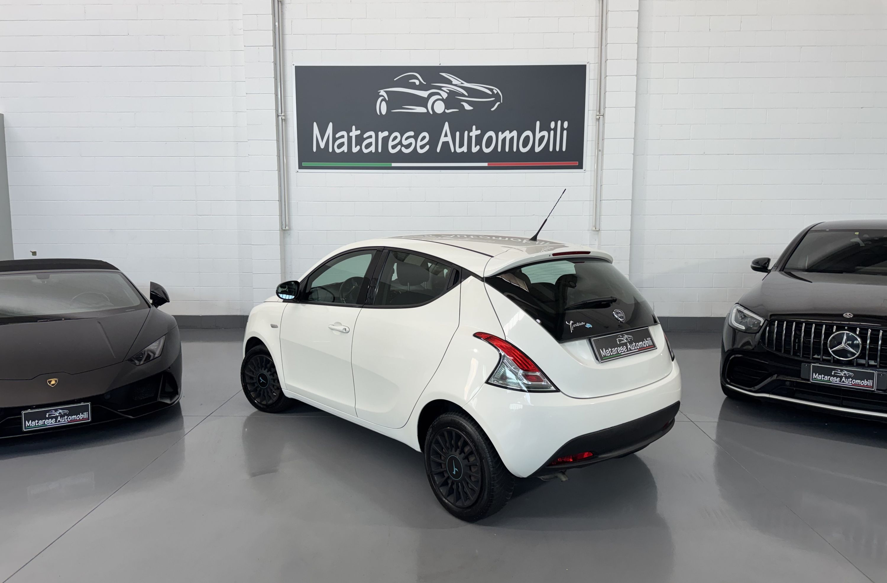 Lancia Ypsilon 1.2cc 69cv GPL OK Neopatentato Finanziabile 2014 — foto 3