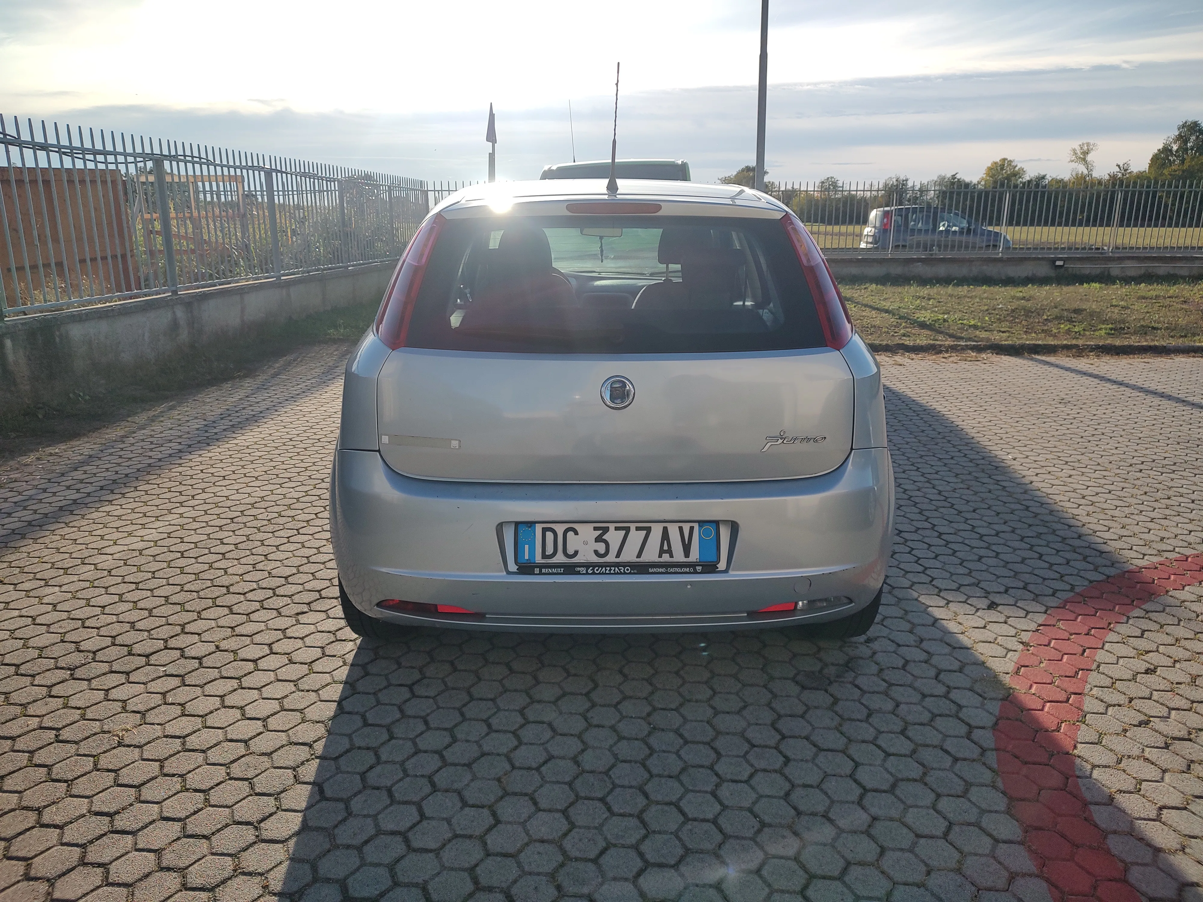 Fiat Grande Punto 5p 1.2 Dynamic 65cv 2006 — foto 4