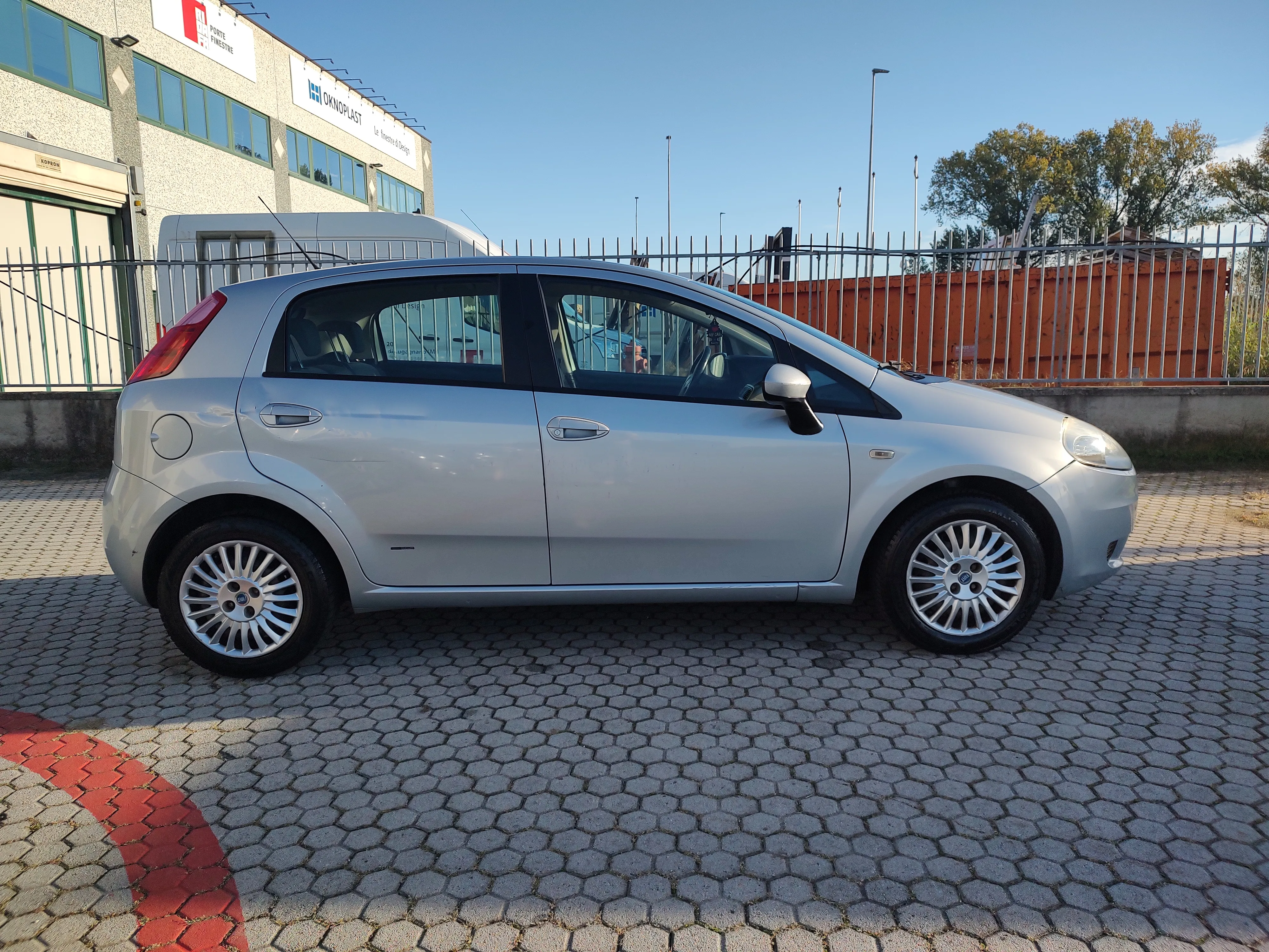 Fiat Grande Punto 5p 1.2 Dynamic 65cv 2006 — foto 6