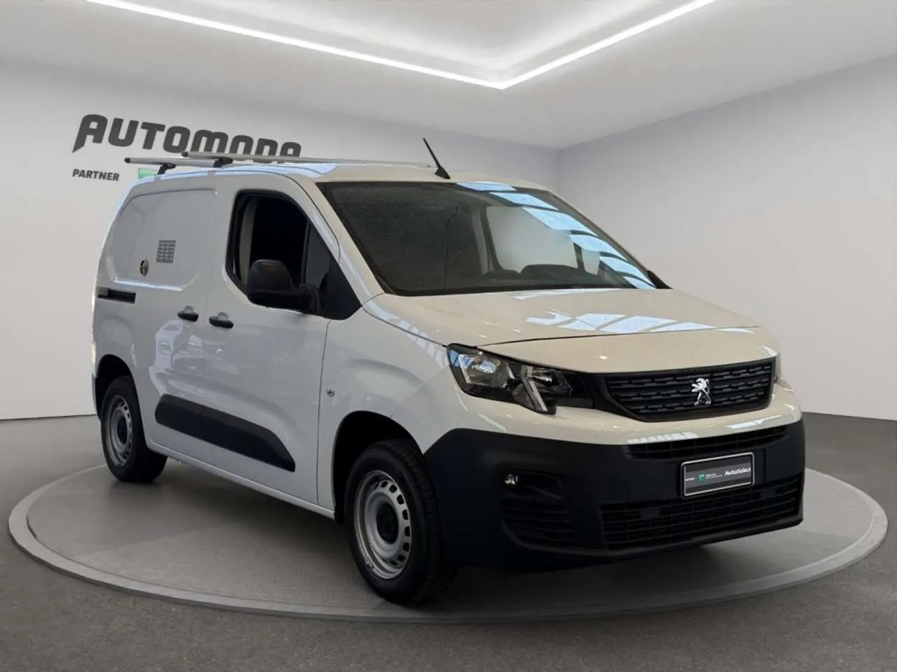 PEUGEOT Partner L1 100cv Allestito 3 posti 2021 — foto 3