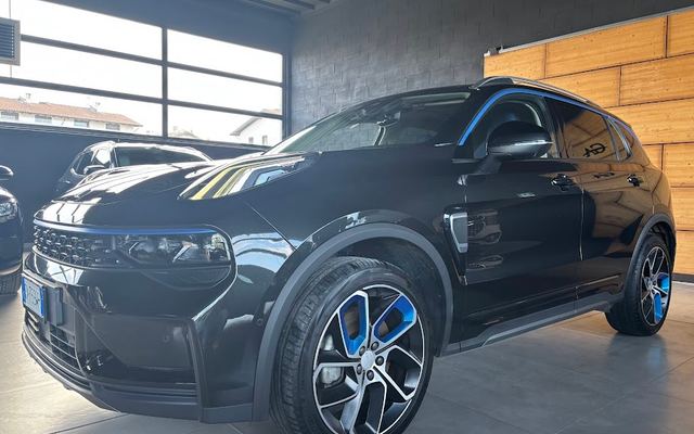 Lynk & Co 01