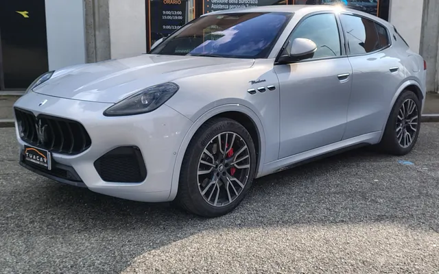 Maserati Grecale 2.0 mhev Modena 330cv auto