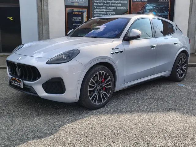 Maserati Grecale 2.0 mhev Modena 330cv auto